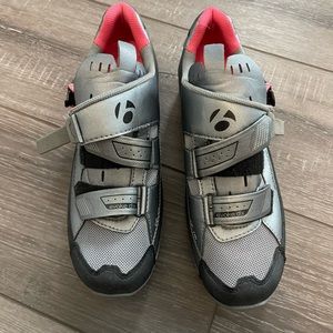 Bontrager spin shoe for spin